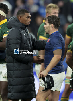 2023-10-15 - Damian Willemse of South Africa salutes Antoine Dupont of France following the World Cup 2023, Quarter-final rugby union match between France and South Africa on October 15, 2023 at Stade de France in Saint-Denis near Paris, France - RUGBY - WORLD CUP 2023 - 1/4 - FRANCE V SOUTH AFRICA - WORLD CUP - RUGBY