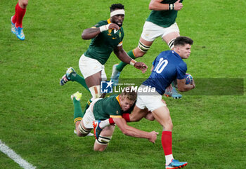 2023-10-15 - Matthieu Jalibert of France and Pieter-Steph du Toit, Siya Kolisi of South Africa during the World Cup 2023, Quarter-final rugby union match between France and South Africa on October 15, 2023 at Stade de France in Saint-Denis near Paris, France - RUGBY - WORLD CUP 2023 - 1/4 - FRANCE V SOUTH AFRICA - WORLD CUP - RUGBY