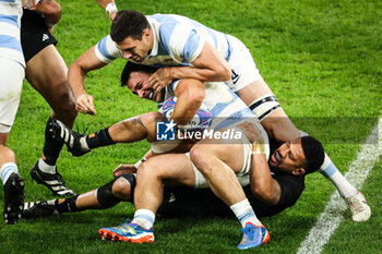2023-10-20 - Guido PETTI PAGADIZABAL of Argentina, Facundo ISA of Argentina and Ardie SAVEA of New Zealand during the World Cup 2023, Semi-final rugby union match between Argentina and New Zealand on October 20, 2023 at Stade de France in Saint-Denis near Paris, France - RUGBY - WORLD CUP - 1/2 - ARGENTINA V NEW ZEALAND - WORLD CUP - RUGBY
