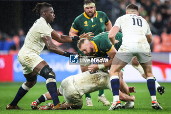 2023-10-21 - Maro ITOJE of England and Rudolph Gerhardus (Rg) SNYMAN of South Africa during the World Cup 2023, Semi-final rugby union match between England and South Africa on October 21, 2023 at Stade de France in Saint-Denis near Paris, France - RUGBY - WORLD CUP - 1/2 - ENGLAND V SOUTH AFRICA - WORLD CUP - RUGBY