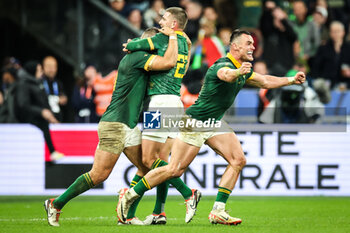 2023-10-28 - Jesse KRIEL celebrate the victory with teammates during the World Cup 2023, Final rugby union match between New Zealand and South Africa on October 28, 2023 at Stade de France in Saint-Denis near Paris, France - RUGBY - WORLD CUP 2023 - FINAL - NEW ZEALAND V SOUTH AFRICA - WORLD CUP - RUGBY