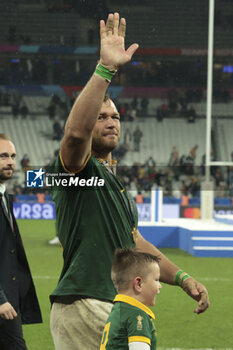 2023-10-28 - Duane Vermeulen of South Africa celebrates the victory following the World Cup 2023, Final rugby union match between New Zealand (All Blacks) and South Africa (Springboks) on October 28, 2023 at Stade de France in Saint-Denis near Paris, France - RUGBY - WORLD CUP 2023 - FINAL - NEW ZEALAND V SOUTH AFRICA - WORLD CUP - RUGBY