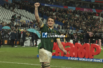 2023-10-28 - Franco Mostert of South Africa celebrates the victory following the World Cup 2023, Final rugby union match between New Zealand (All Blacks) and South Africa (Springboks) on October 28, 2023 at Stade de France in Saint-Denis near Paris, France - RUGBY - WORLD CUP 2023 - FINAL - NEW ZEALAND V SOUTH AFRICA - WORLD CUP - RUGBY