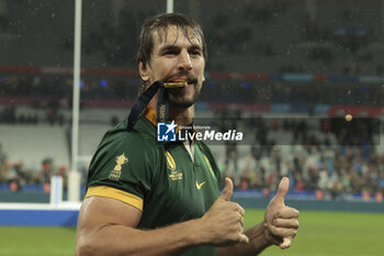 2023-10-28 - Eben Etzebeth of South Africa celebrates the victory following the World Cup 2023, Final rugby union match between New Zealand (All Blacks) and South Africa (Springboks) on October 28, 2023 at Stade de France in Saint-Denis near Paris, France - RUGBY - WORLD CUP 2023 - FINAL - NEW ZEALAND V SOUTH AFRICA - WORLD CUP - RUGBY