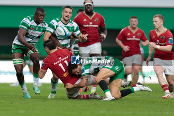 2023-10-29 - Calvin Nash (Munster Rugby) in action against Edoardo Padovani (Benetton Rugby) - BENETTON RUGBY VS MUNSTER RUGBY - UNITED RUGBY CHAMPIONSHIP - RUGBY