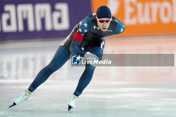 2023-12-03 - Conor McDermott-Mostowy of USA competing on the Men's B Group 1500m during the ISU Speed Skating World Cup Stavanger on December 3, 2023 at Var Energi Arena Sormarka in Stavanger, Norway - SPEED SKATING - WORLD CUP - STAVANGER - ICE SKATING - WINTER SPORTS