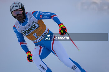 2023-12-16 - Adrien Theaux (FRA) competes during the Audi FIS Alpine Ski World Cup, Men’s Downhill race on Saslong Slope in Val Gardena on December 16, 2023, Val Gardena, Bozen, Italy. - AUDI FIS SKI WORLD CUP - MEN'S DOWNHILL - ALPINE SKIING - WINTER SPORTS