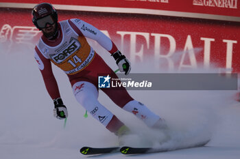 2023-12-16 - Daniel Hemetsberger (AUT) competes during the Audi FIS Alpine Ski World Cup, Men’s Downhill race on Saslong Slope in Val Gardena on December 16, 2023, Val Gardena, Bozen, Italy. - AUDI FIS SKI WORLD CUP - MEN'S DOWNHILL - ALPINE SKIING - WINTER SPORTS