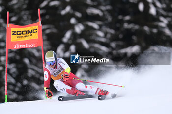 2023-12-17 - Manuel Feller (AUT) competes during the Audi FIS Alpine Ski World Cup, Men’s Giant Slalom race on Gran Risa Slope, Alta Badia on December 17, 2023, La Villa, Bozen, Italy. - AUDI FIS SKI WORLD CUP - MEN'S GIANT SLALOM - ALPINE SKIING - WINTER SPORTS