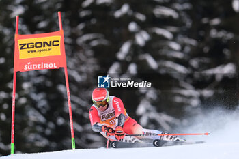 2023-12-17 - Justin Murisier (SUI) competes during the Audi FIS Alpine Ski World Cup, Men’s Giant Slalom race on Gran Risa Slope, Alta Badia on December 17, 2023, La Villa, Bozen, Italy. - AUDI FIS SKI WORLD CUP - MEN'S GIANT SLALOM - ALPINE SKIING - WINTER SPORTS