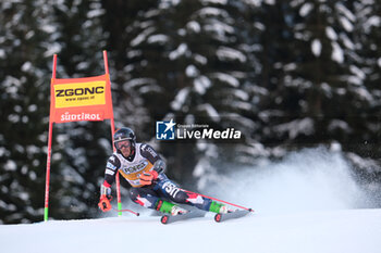 2023-12-17 - Brian McLaughlin (USA) competes during the Audi FIS Alpine Ski World Cup, Men’s Giant Slalom race on Gran Risa Slope, Alta Badia on December 17, 2023, La Villa, Bozen, Italy. - AUDI FIS SKI WORLD CUP - MEN'S GIANT SLALOM - ALPINE SKIING - WINTER SPORTS