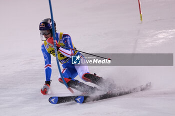 2023-12-22 - Clement Noel (FRA) competes during the Audi FIS Alpine Ski World Cup, Men’s Slalom race on 3Tre Slope in Madonna di Campiglio on December 22, 2023, Trento, Italy. - AUDI FIS SKI WORLD CUP - MEN'S SLALOM - ALPINE SKIING - WINTER SPORTS
