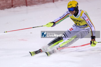 2023-12-22 - Sebastian Holzmann (GER) competes during the Audi FIS Alpine Ski World Cup, Men’s Slalom race on 3Tre Slope in Madonna di Campiglio on December 22, 2023, Trento, Italy. - AUDI FIS SKI WORLD CUP - MEN'S SLALOM - ALPINE SKIING - WINTER SPORTS