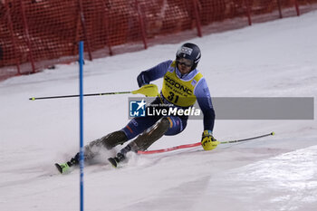 2023-12-22 - Giuliano Razzoli (ITA) competes during the Audi FIS Alpine Ski World Cup, Men’s Slalom race on 3Tre Slope in Madonna di Campiglio on December 22, 2023, Trento, Italy. - AUDI FIS SKI WORLD CUP - MEN'S SLALOM - ALPINE SKIING - WINTER SPORTS