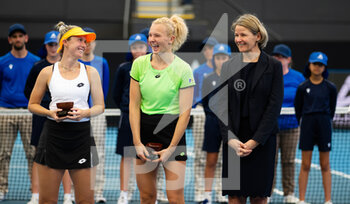 2023-01-07 - Storm Hunter of Australia & Katerina Siniakova of the Czech Republic during the trophy ceremony after the doubles final of the 2023 Adelaide International 1, WTA 500 tennis tournament on January 7, 2023 in Adelaide, Australia - TENNIS - WTA - 2023 ADELAIDE INTERNATIONAL 1 - INTERNATIONALS - TENNIS