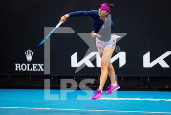 2023-01-18 - Irina-Camelia Begu of Romania in action against Elizabeth Mandlik of the United States during the first round of the 2023 Australian Open, Grand Slam tennis tournament on January 18, 2023 in Melbourne, Australia - TENNIS - WTA - AUSTRALIA OPEN 2023 - WEEK 1 - INTERNATIONALS - TENNIS