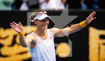 2023-01-20 - Samantha Stosur of Australia after playing her last career doubles match with partner Alize Cornet of France at the 2023 Australian Open, Grand Slam tennis tournament on January 19, 2023 in Melbourne, Australia - TENNIS - WTA - AUSTRALIA OPEN 2023 - WEEK 1 - INTERNATIONALS - TENNIS