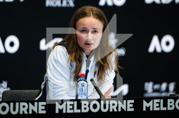 2023-01-20 - Barbora Krejcikova of the Czech Republic talks to the media after the third round of the 2023 Australian Open, Grand Slam tennis tournament on January 20, 2023 in Melbourne, Australia - TENNIS - WTA - AUSTRALIA OPEN 2023 - WEEK 1 - INTERNATIONALS - TENNIS
