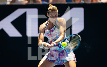 23/01/2023 - Karolina Pliskova of the Czech Republic in action against Shuai Zhang of China during the fourth round of the 2023 Australian Open, Grand Slam tennis tournament on January 23, 2023 in Melbourne, Australia - TENNIS - AUSTRALIA OPEN 2023 - WEEK 2 - INTERNAZIONALI - TENNIS