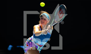 23/01/2023 - Linda Fruhvirtova of the Czech Republic in action against Donna Vekic of Croatia during the fourth round of the 2023 Australian Open, Grand Slam tennis tournament on January 23, 2023 in Melbourne, Australia - TENNIS - AUSTRALIA OPEN 2023 - WEEK 2 - INTERNAZIONALI - TENNIS