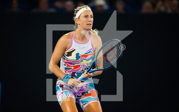 2023-01-24 - Victoria Azarenka of Belarus in action against Jessica Pegula of the United States during the quarter-final of the 2023 Australian Open, Grand Slam tennis tournament on January 24, 2023 in Melbourne, Australia - TENNIS - AUSTRALIA OPEN 2023 - WEEK 2 - INTERNATIONALS - TENNIS