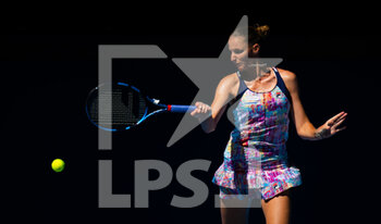 2023-01-25 - Karolina Pliskova of the Czech Republic in action against Magda Linette of Poland during the quarter-final of the 2023 Australian Open, Grand Slam tennis tournament on January 25, 2023 in Melbourne, Australia - TENNIS - AUSTRALIA OPEN 2023 - WEEK 2 - INTERNATIONALS - TENNIS