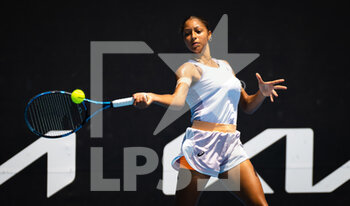 2023-01-25 - Ranah Akua Stoiber of Great Britain in action during the third round of Juniors at the 2023 Australian Open, Grand Slam tennis tournament on January 25, 2023 in Melbourne, Australia - TENNIS - AUSTRALIA OPEN 2023 - WEEK 2 - INTERNATIONALS - TENNIS
