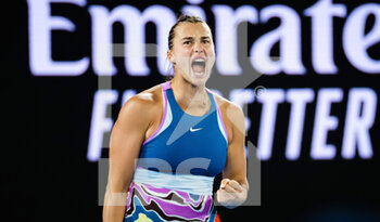2023-01-27 - Aryna Sabalenka of Belarus in action against Magda Linette of Poland during the semi-final of the 2023 Australian Open, Grand Slam tennis tournament on January 26, 2023 in Melbourne, Australia - TENNIS - AUSTRALIA OPEN 2023 - WEEK 2 - INTERNATIONALS - TENNIS