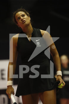 2023-02-01 - Mayar SHERIF (EGY) look dejected during the Open 6E Sens - Metropole de Lyon, WTA 250 tennis tournament on February 1, 2023 at Palais des Sports de Gerland in Lyon, France - TENNIS - WTA - OPEN 6E SENS 2023 - INTERNATIONALS - TENNIS