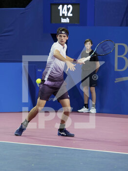 2023-02-07 - Marc-Andrea Huesler (SUI) in action against Luca Van Assche (FRA) during the Open Sud de France 2023, ATP 250 tennis tournament on February 7, 2023 at Sud de France Arena in Pérols near Montpellier, France - TENNIS - ATP - OPEN SUD DE FRANCE 2023 - INTERNATIONALS - TENNIS