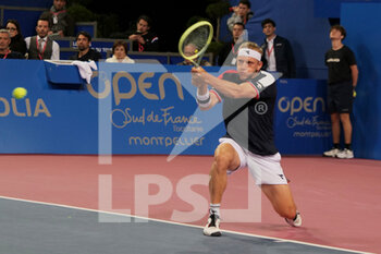 2023-02-08 - Alejandro Davidovich Fokina (SPA) in action against Ugo Humbert (FRA) during the Open Sud de France 2023, ATP 250 tennis tournament on February 8, 2023 at Sud de France Arena in Pérols near Montpellier, France - TENNIS - ATP - OPEN SUD DE FRANCE 2023 - INTERNATIONALS - TENNIS