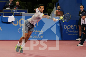 2023-02-11 - Arthur Fils (FRA) in action against Quentin Halys (FRA) during the Open Sud de France 2023, ATP 250 tennis tournament on February 10, 2023 at Sud de France Arena in Pérols near Montpellier, France - TENNIS - ATP - OPEN SUD DE FRANCE 2023 - INTERNATIONALS - TENNIS