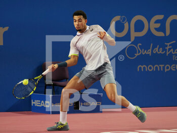 2023-02-11 - Arthur Fils (FRA) in action against Quentin Halys (FRA) during the Open Sud de France 2023, ATP 250 tennis tournament on February 10, 2023 at Sud de France Arena in Pérols near Montpellier, France - TENNIS - ATP - OPEN SUD DE FRANCE 2023 - INTERNATIONALS - TENNIS