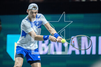 2023-02-15 - Benjamin Bonzi of France in action against Jannik Sinner of Italy during the ABN Amro Open 2023, ATP 500 tennis tournament on February 15, 2023 in Rotterdam, Netherlands - TENNIS - ATP - ABN AMRO OPEN 2023 - INTERNATIONALS - TENNIS