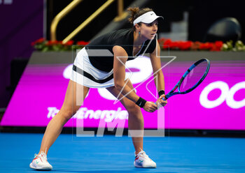 2023-02-14 - Viktoriya Tomova of Bulgaria in action against Belinda Bencic of Switzerland during the first round of the 2023 Qatar Totalenergies Open, WTA 500 tennis tournament on February 14, 2023 in Doha, Qatar - TENNIS - WTA - QATAR TOTALENERGIES OPEN 2023 - INTERNATIONALS - TENNIS