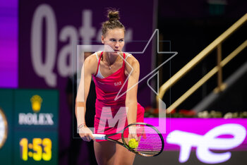 2023-02-13 - Veronika Kudermetova of Russia in action against Barbora Krejcikova of the Czech Republic during the first round of the 2023 Qatar Totalenergies Open, WTA 500 tennis tournament on February 13, 2023 in Doha, Qatar - TENNIS - WTA - QATAR TOTALENERGIES OPEN 2023 - INTERNATIONALS - TENNIS