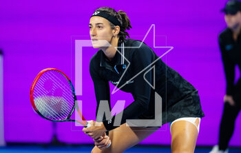 2023-02-16 - Caroline Garcia of France in action during the quarter-final of the 2023 Qatar Totalenergies Open, WTA 500 tennis tournament on February 16, 2023 in Doha, Qatar - TENNIS - WTA - QATAR TOTALENERGIES OPEN 2023 - INTERNATIONALS - TENNIS