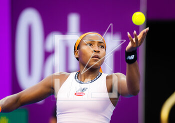2023-02-15 - Coco Gauff of the United States in action during the second round of the 2023 Qatar Totalenergies Open, WTA 500 tennis tournament on February 15, 2023 in Doha, Qatar - TENNIS - WTA - QATAR TOTALENERGIES OPEN 2023 - INTERNATIONALS - TENNIS
