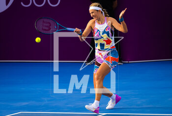 2023-02-15 - Victoria Azarenka of Belarus in action during the second round of the 2023 Qatar Totalenergies Open, WTA 500 tennis tournament on February 15, 2023 in Doha, Qatar - TENNIS - WTA - QATAR TOTALENERGIES OPEN 2023 - INTERNATIONALS - TENNIS