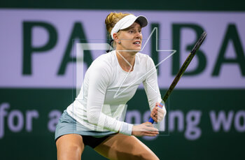 2023-03-08 - Alison Riske-Amritraj of the United States in action during the first round of the 2023 BNP Paribas Open, WTA 1000 tennis tournament on March 8, 2023 in Indian Wells, USA - TENNIS - WTA - BNP PARIBAS OPEN 2023 - INTERNATIONALS - TENNIS