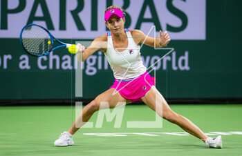 2023-03-08 - Elizabeth Mandlik of the United States in action during the first round of the 2023 BNP Paribas Open, WTA 1000 tennis tournament on March 8, 2023 in Indian Wells, USA - TENNIS - WTA - BNP PARIBAS OPEN 2023 - INTERNATIONALS - TENNIS