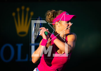 09/03/2023 - Laura Siegemund of Germany in action during the first round of the 2023 BNP Paribas Open, WTA 1000 tennis tournament on March 9, 2023 in Indian Wells, USA - TENNIS - WTA - BNP PARIBAS OPEN 2023 - INTERNAZIONALI - TENNIS