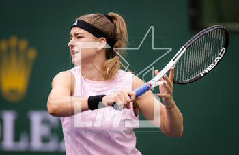11/03/2023 - Karolina Muchova of the Czech Republic in action during the second round of the 2023 BNP Paribas Open, WTA 1000 tennis tournament on March 11, 2023 in Indian Wells, USA - TENNIS - WTA - BNP PARIBAS OPEN 2023 - INTERNAZIONALI - TENNIS