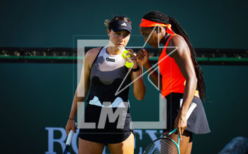13/03/2023 - Jessica Pegula of the United States & Coco Gauff of the United States in action during the second doubles round of the 2023 BNP Paribas Open, WTA 1000 tennis tournament on March 13, 2023 in Indian Wells, USA - TENNIS - WTA - BNP PARIBAS OPEN 2023 - INTERNAZIONALI - TENNIS