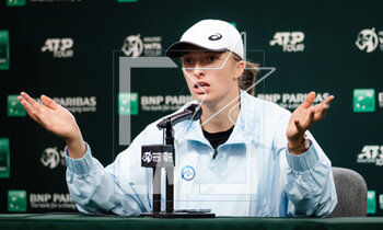 14/03/2023 - Iga Swiatek of Poland talks to the media after the fourth round of the 2023 BNP Paribas Open, WTA 1000 tennis tournament on March 14, 2023 in Indian Wells, USA - TENNIS - WTA - BNP PARIBAS OPEN 2023 - INTERNAZIONALI - TENNIS