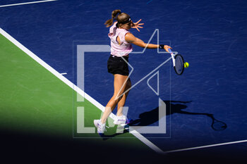 16/03/2023 - Karolina Muchova of the Czech Republic in action during the quarter-final of the 2023 BNP Paribas Open, WTA 1000 tennis tournament on March 16, 2023 in Indian Wells, USA - TENNIS - WTA - BNP PARIBAS OPEN 2023 - INTERNAZIONALI - TENNIS