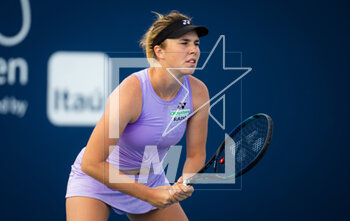 2023-03-24 - Linda Noskova of the Czech Republic in action during the second round of the 2023 Miami Open, WTA 1000 tennis tournament on March 24, 2023 in Miami, USA - TENNIS - WTA - 2023 MIAMI OPEN - INTERNATIONALS - TENNIS