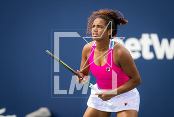 2023-03-24 - Robin Montgomery of the United States in action during the second round of the 2023 Miami Open, WTA 1000 tennis tournament on March 24, 2023 in Miami, USA - TENNIS - WTA - 2023 MIAMI OPEN - INTERNATIONALS - TENNIS