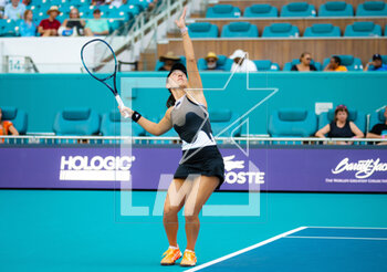 2023-03-25 - Jessica Pegula of the United States in action during the third round of the 2023 Miami Open, WTA 1000 tennis tournament on March 25, 2023 in Miami, USA - TENNIS - WTA - 2023 MIAMI OPEN - INTERNATIONALS - TENNIS