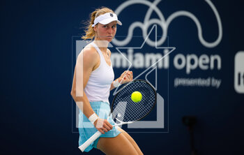 2023-03-25 - Liudmila Samsonova of Russia in action during the third round of the 2023 Miami Open, WTA 1000 tennis tournament on March 25, 2023 in Miami, USA - TENNIS - WTA - 2023 MIAMI OPEN - INTERNATIONALS - TENNIS